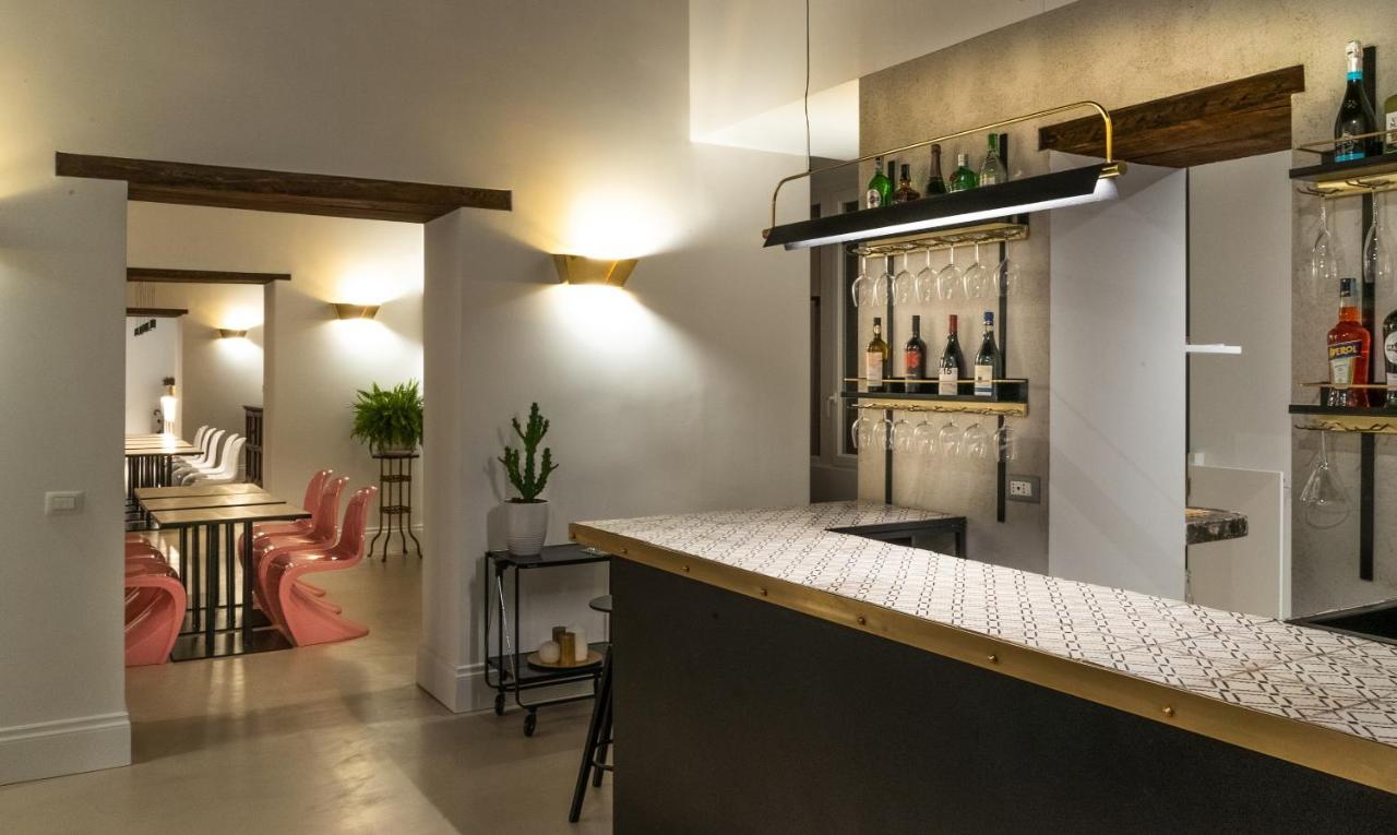 Artemisia Domus - Centro Storico Guest house 2*