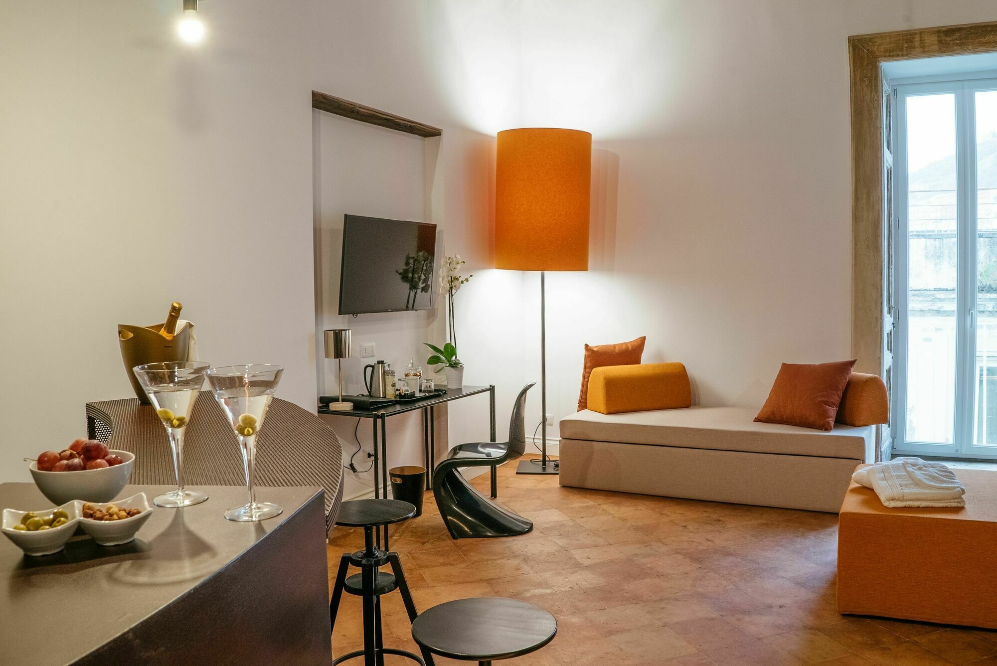 Artemisia Domus - Centro Storico Guest house